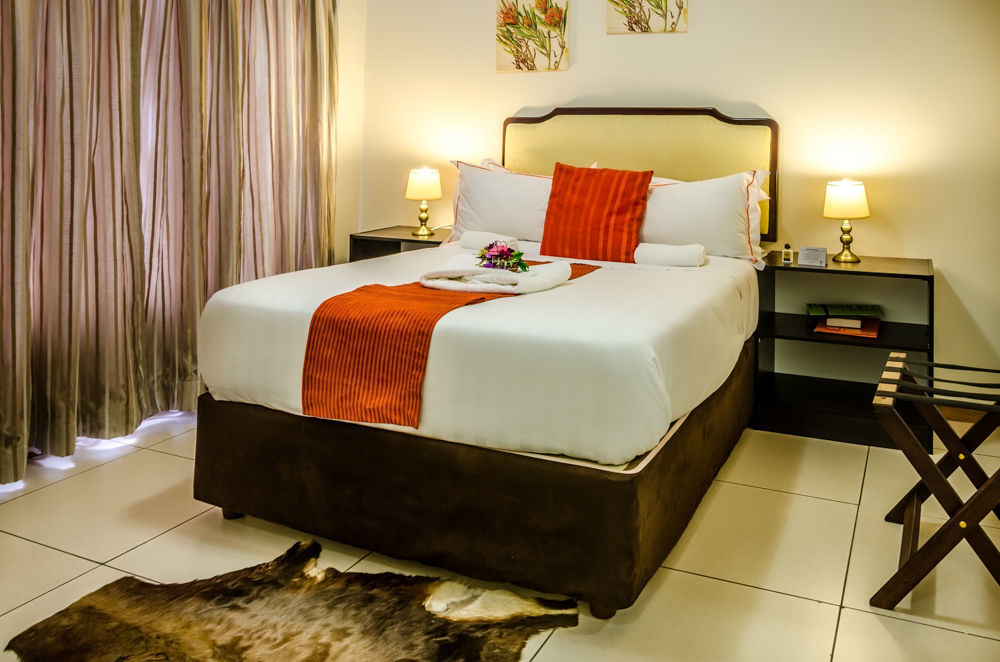 Serowe Hill View Inn מראה חיצוני תמונה