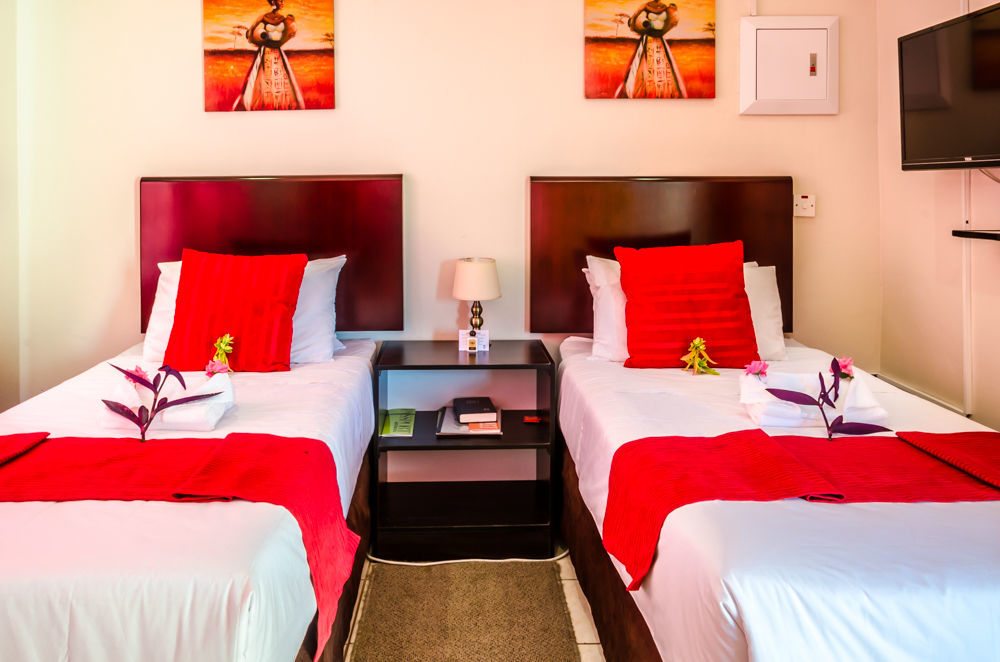 Serowe Hill View Inn מראה חיצוני תמונה