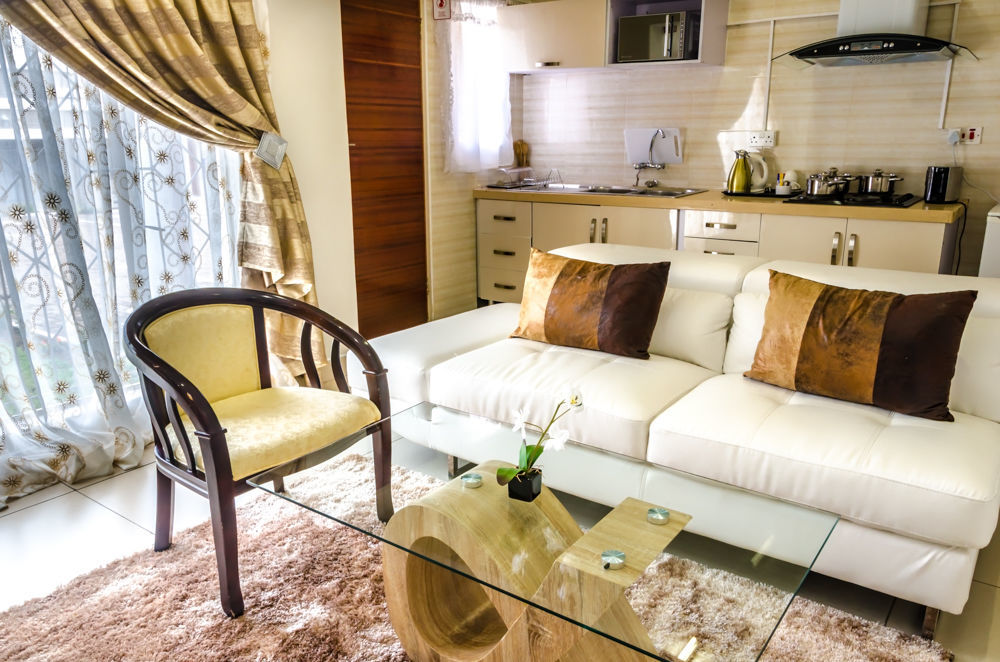 Serowe Hill View Inn מראה חיצוני תמונה