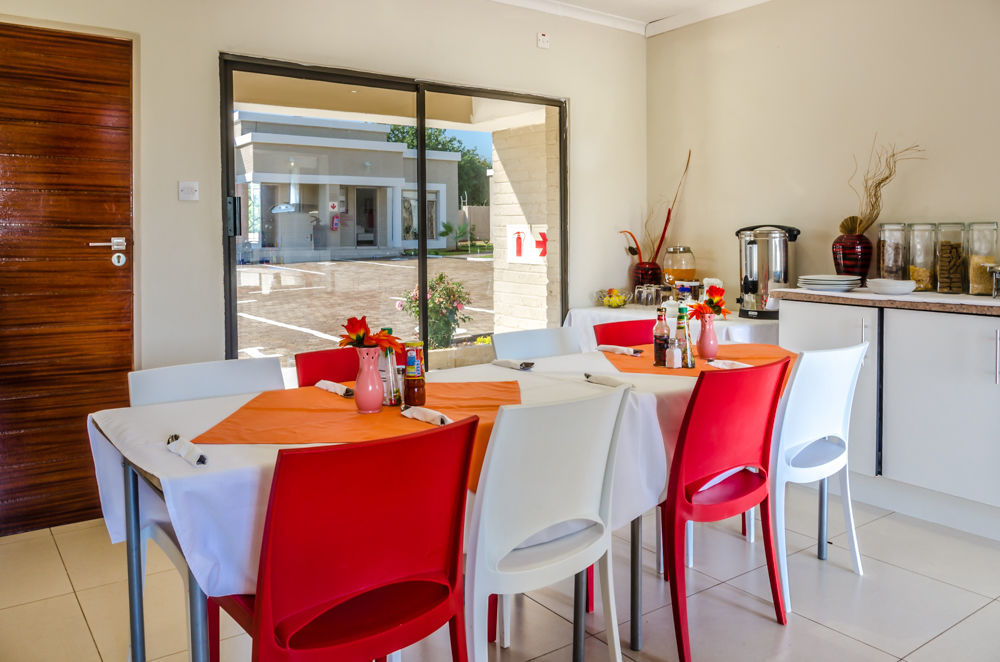 Serowe Hill View Inn מראה חיצוני תמונה
